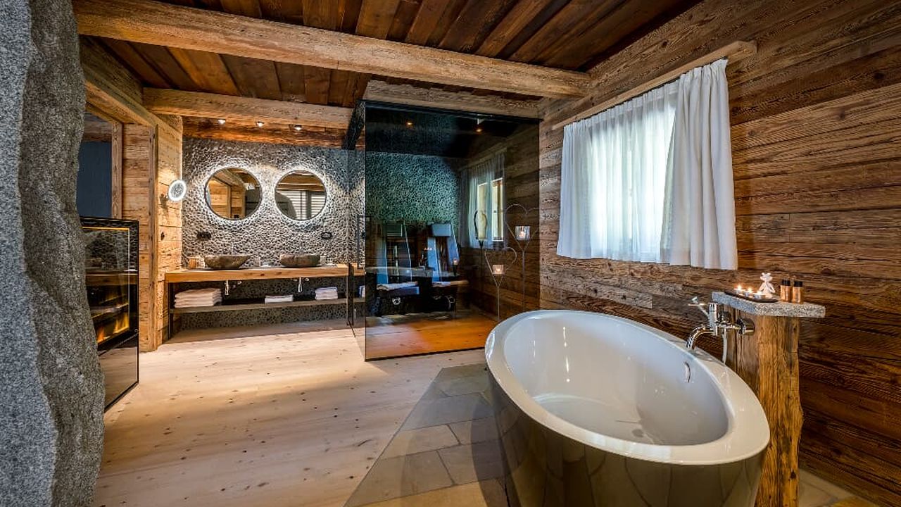 Badewanne im Chalet Badewanne im Chalet